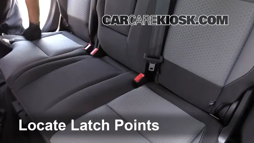 2018 Ford Escape SE 1.5L 4 Cyl. Turbo Car Seats Install